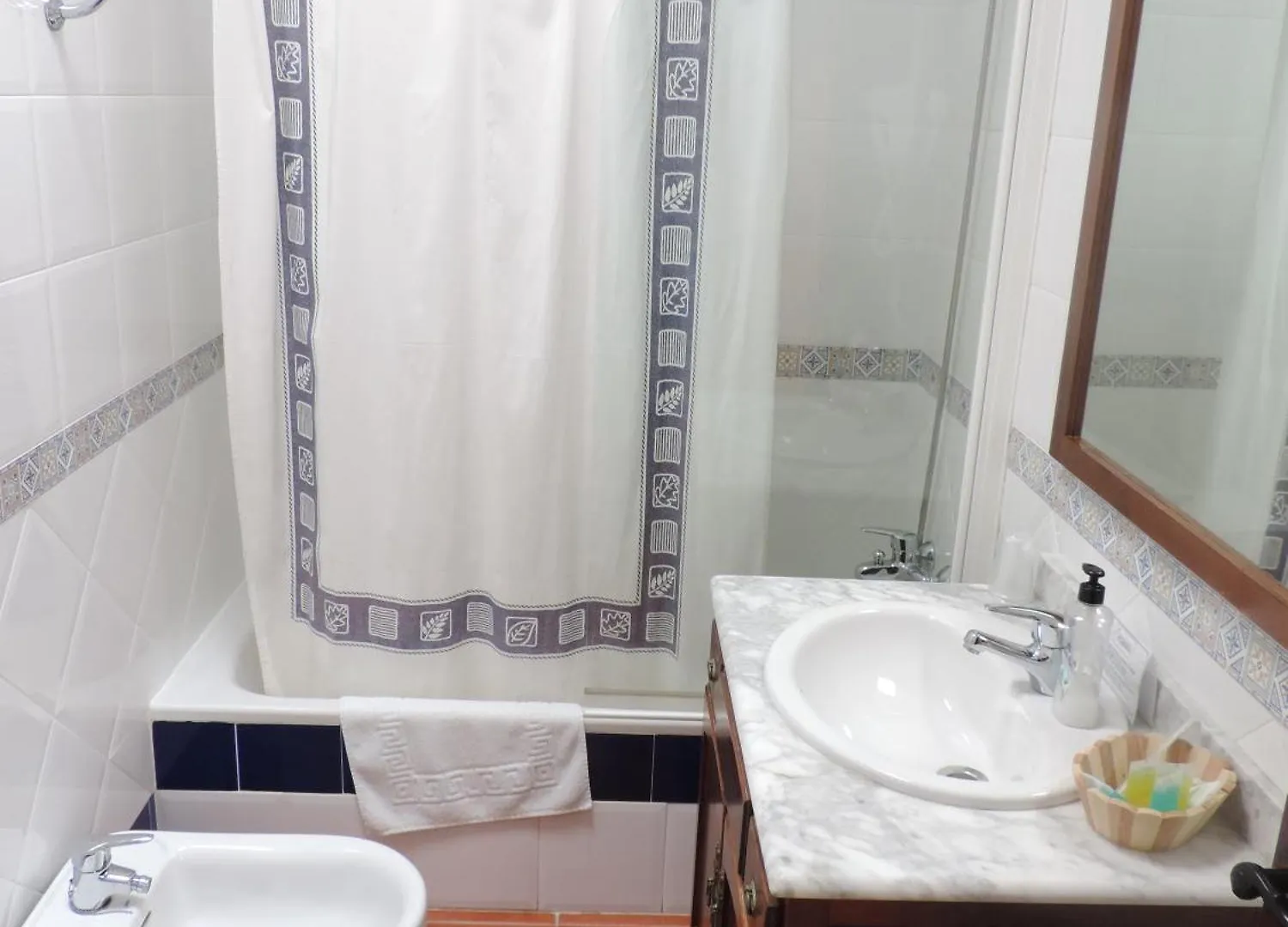 Hotel las Calas Agua Amarga   Agua Amarga (Almeria)